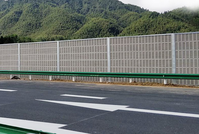 <a href=http://wbpi.cn/news_article.html?news_id=128>聲屏障</a>